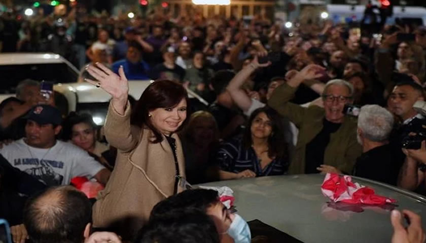  Marchas y concentraciones en respaldo a Kirchner en Argentina