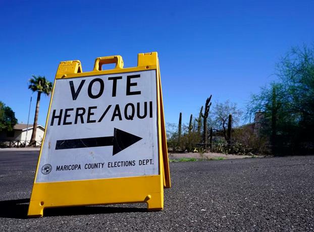  Hispanos serán clave para los demócratas en Arizona