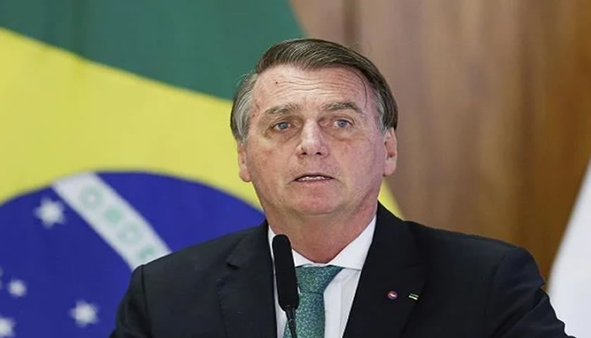  Senador brasileño afirma que Bolsonaro buscó convencerle de dar un golpe de Estado