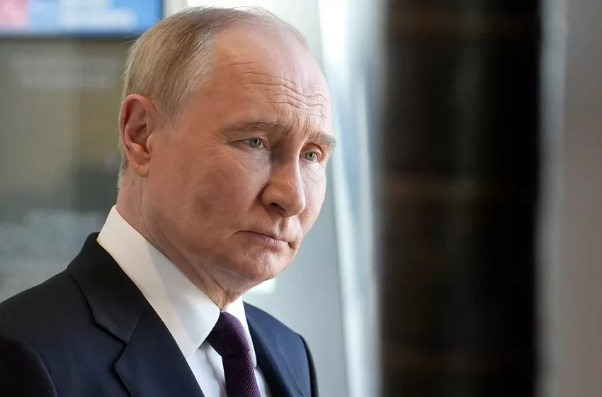  Putin amenaza con respuesta asimétrica en caso suministro de armas de precisión a Ucrania